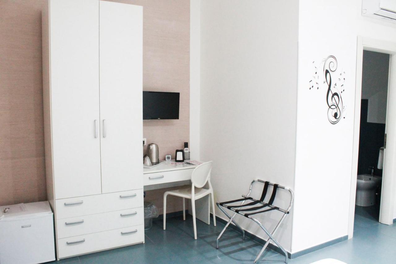 Mascalzone Latino Luxury 2* Napels